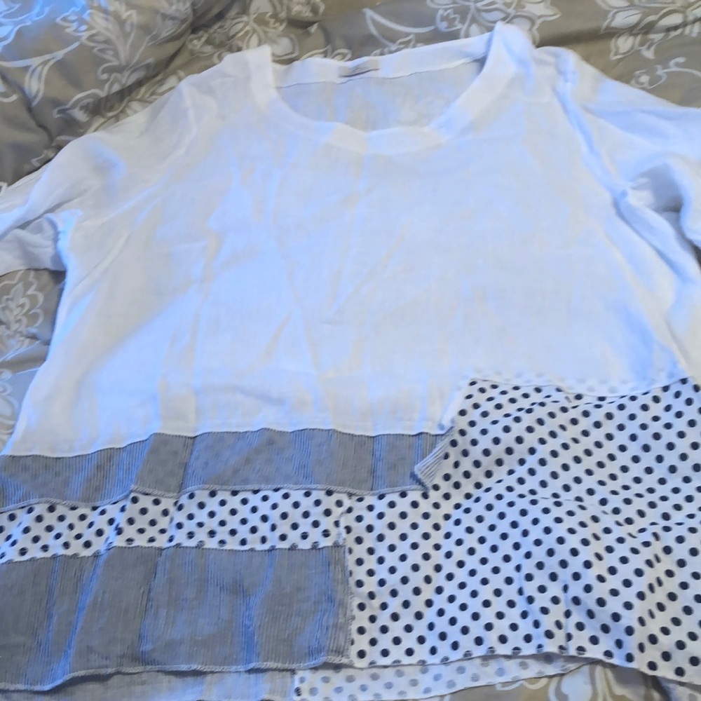 Preowned women’s linen top Size XL Italy excellent